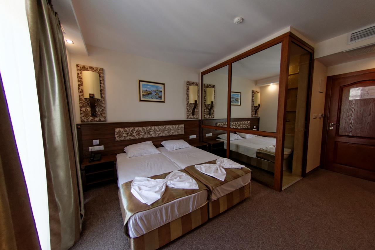 Hotel Aristokrat Obzor Exteriör bild